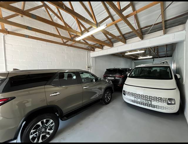 150M² WAREHOUSE TO LET IN MILNERTON CENTRAL